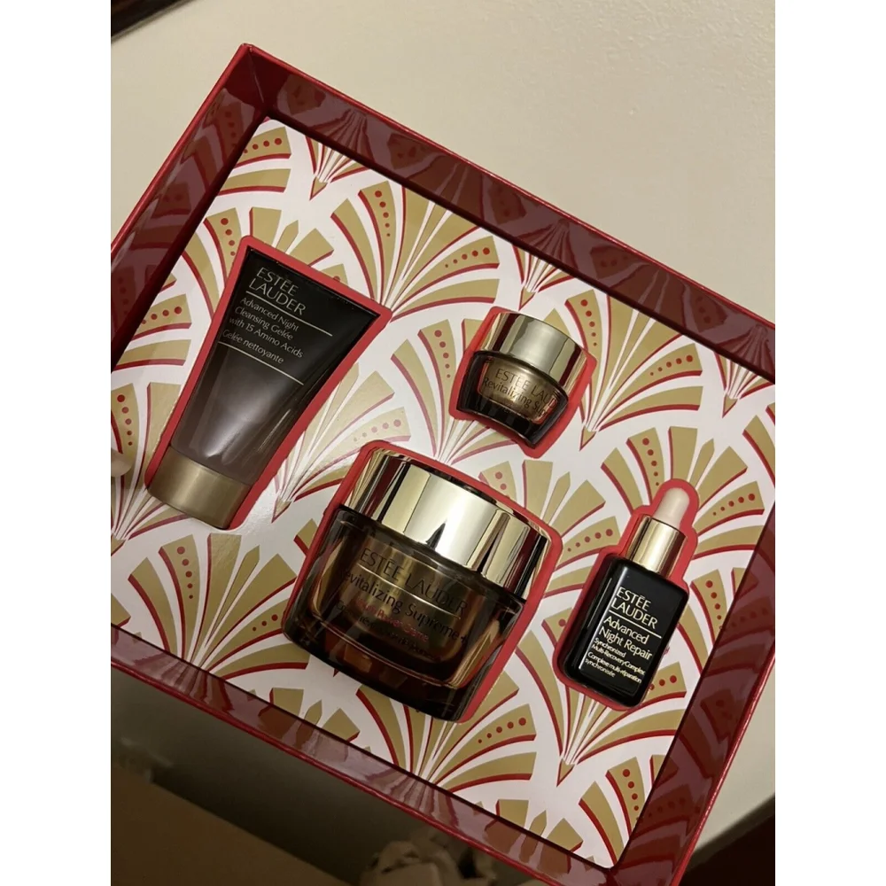 Estee Lauder Revitalizing Supreme Moisturizer Holiday Set The Lift Firm Routine